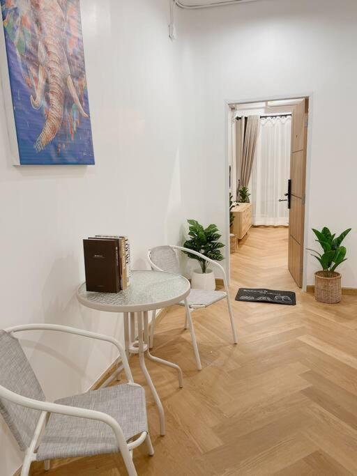 Căn hộ Unwind In Oldtown, Private Floor, Near Grand Palace Bangkok